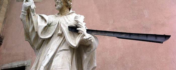 verschandelte Nepomuk-Statue in Hainburg | Foto: DerGloeckel.eu